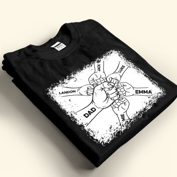 Father_s-Day-Fist-Bump-Dad-And-Kids-Custom-Names-Personalized-Shirt_3.jpg Father_s-Day-Fist-Bump-Dad-And-Kids-Custom-Names-Personalized-Shirt_3.jpg
